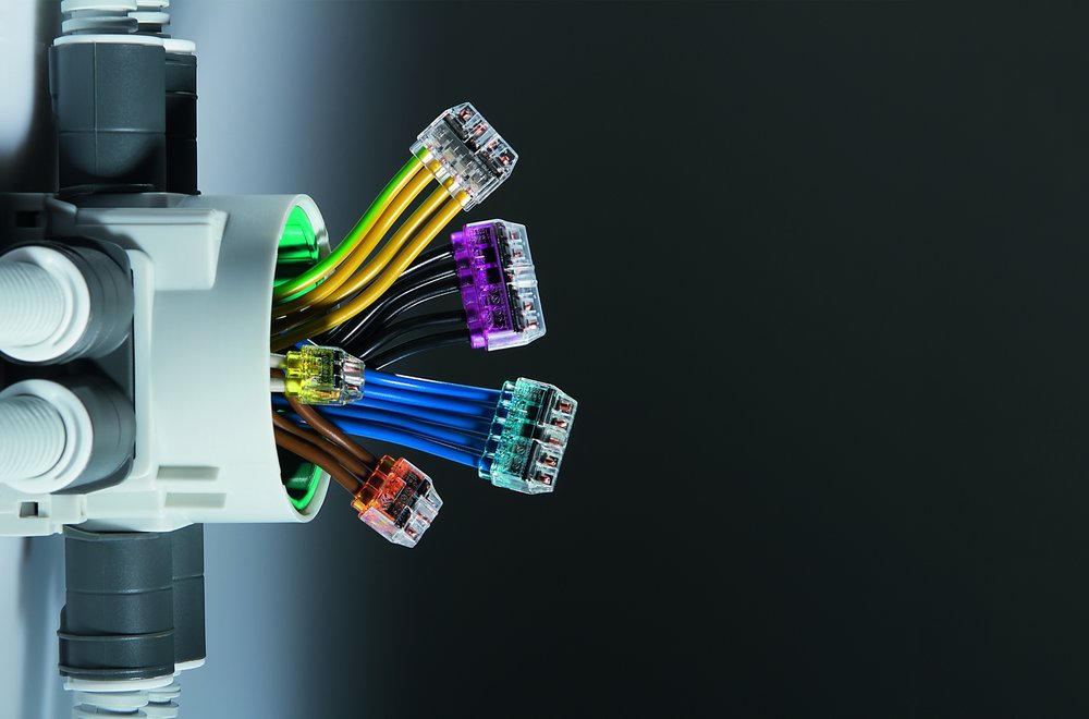 HelaCon Plus Mini, des connecteurs 40% plus compacts pour les installations électriques exigües